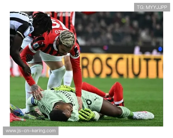 AC米兰中线直传创造杀机，莱奥盘过门将轻松推射